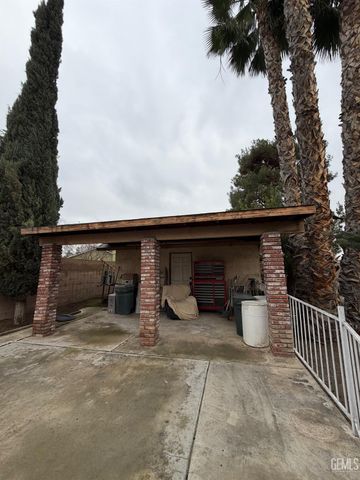 3600 Piedmont Avenue, Bakersfield, CA 93312