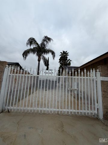 3600 Piedmont Avenue, Bakersfield, CA 93312