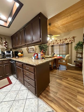 3600 Piedmont Avenue, Bakersfield, CA 93312