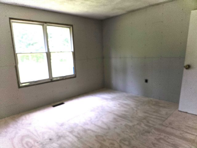 14 Bellmore Drive, Orford, NH 03777