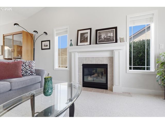 2066 Nw VIOLET Ave, Albany, OR 97321