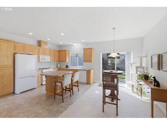 2066 Nw VIOLET Ave, Albany, OR 97321