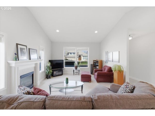 2066 Nw VIOLET Ave, Albany, OR 97321