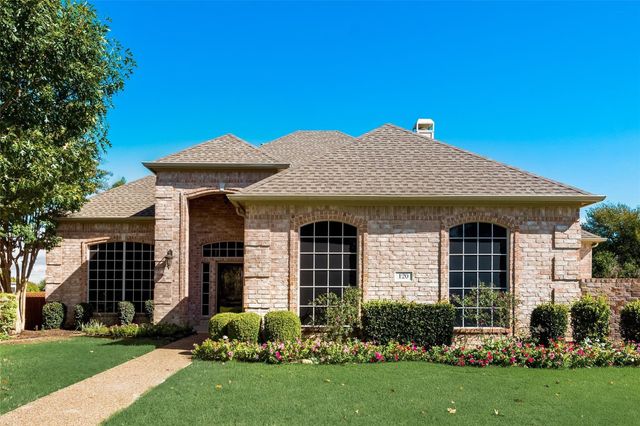 120 Cambridge Court, Heath, TX 75032