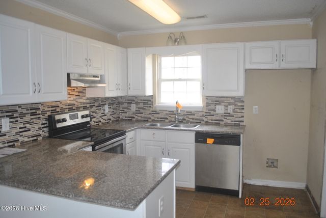 207 Chaparral Trail, Jacksonville, NC 28546