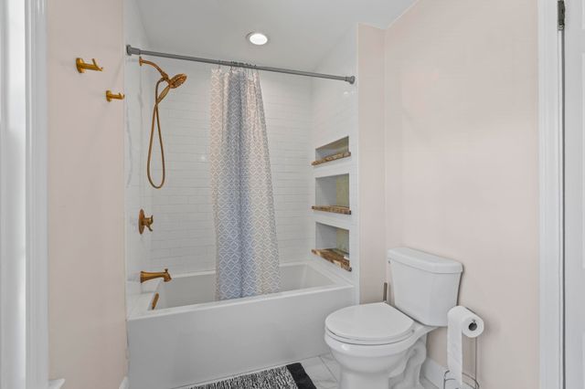 5622 Main St., Loris, SC 29569