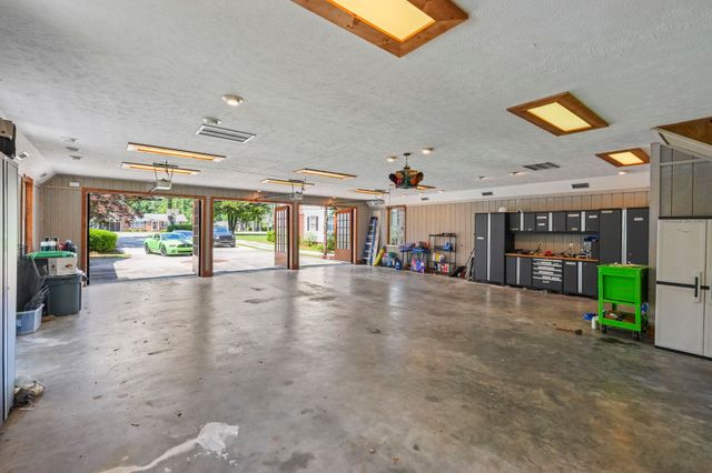 5622 Main St., Loris, SC 29569