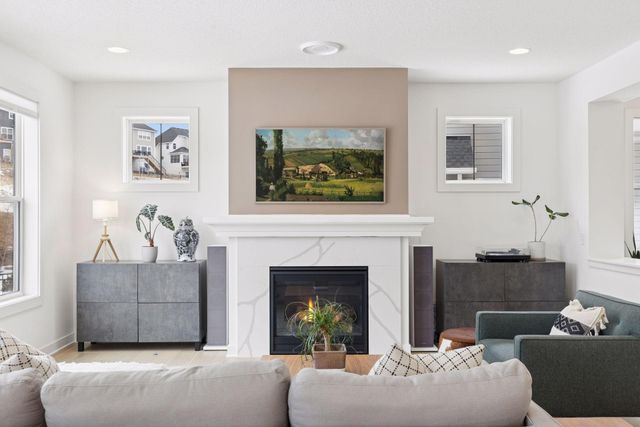 5450 Rolling Hills Parkway, Victoria, MN 55318