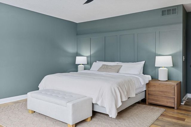 5450 Rolling Hills Parkway, Victoria, MN 55318