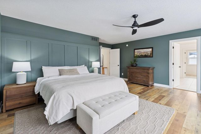 5450 Rolling Hills Parkway, Victoria, MN 55318