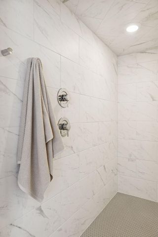 5450 Rolling Hills Parkway, Victoria, MN 55318