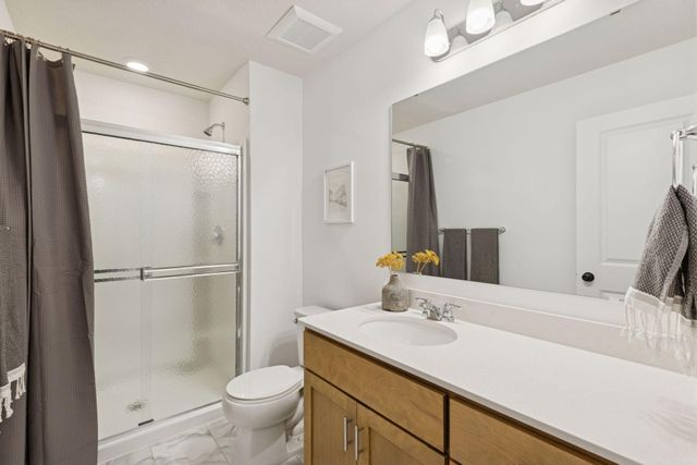 5450 Rolling Hills Parkway, Victoria, MN 55318