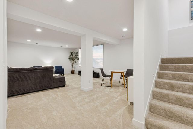 5450 Rolling Hills Parkway, Victoria, MN 55318