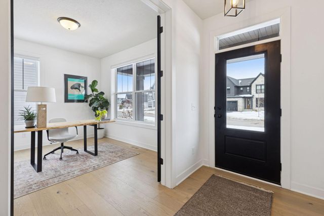 5450 Rolling Hills Parkway, Victoria, MN 55318