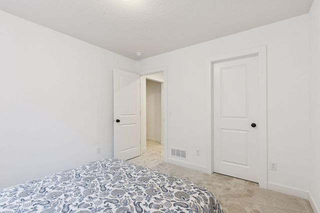 5450 Rolling Hills Parkway, Victoria, MN 55318