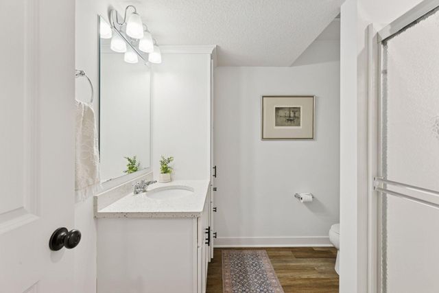 5450 Rolling Hills Parkway, Victoria, MN 55318