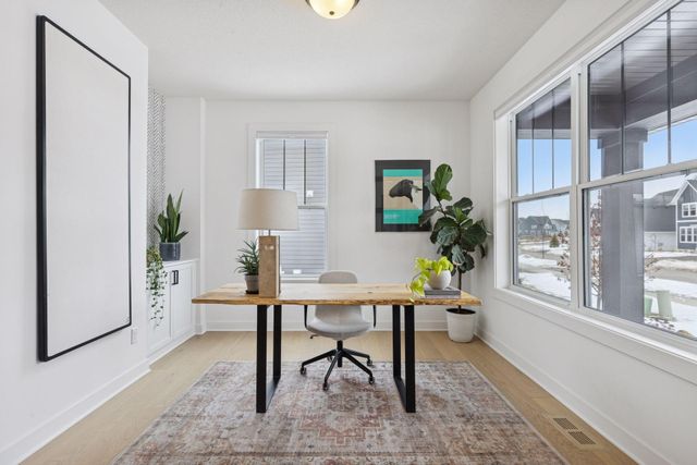 5450 Rolling Hills Parkway, Victoria, MN 55318