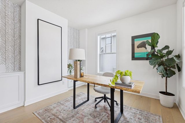 5450 Rolling Hills Parkway, Victoria, MN 55318