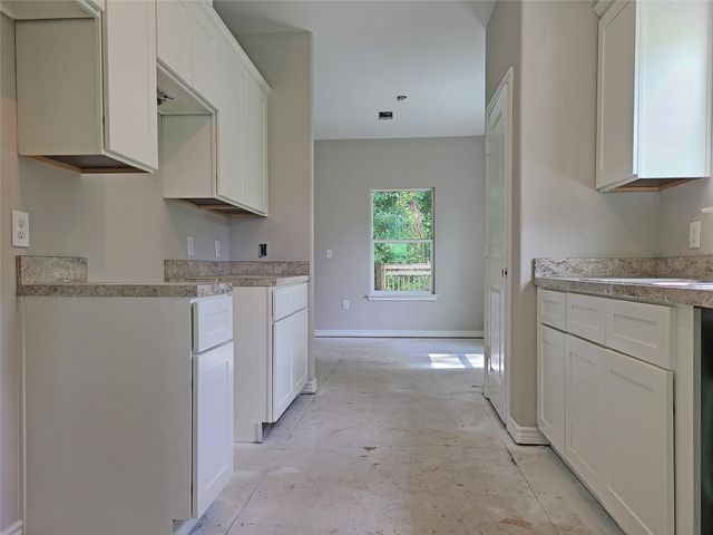27436 Lantern Lane, New Caney, TX 77357