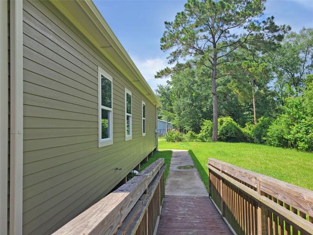 27436 Lantern Lane, New Caney, TX 77357