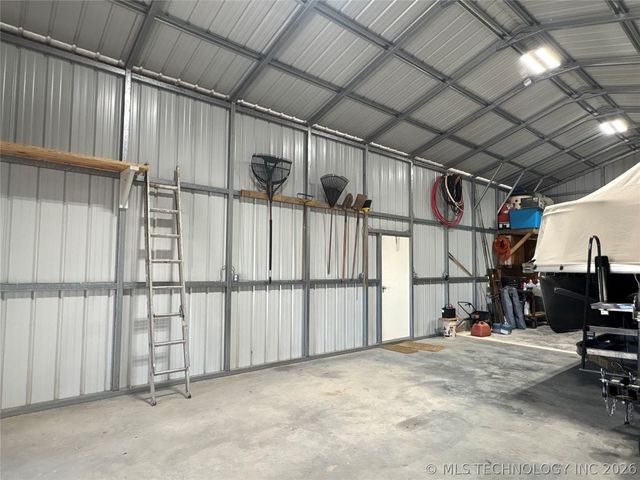 417 Pine Road, Eufaula, OK 74432