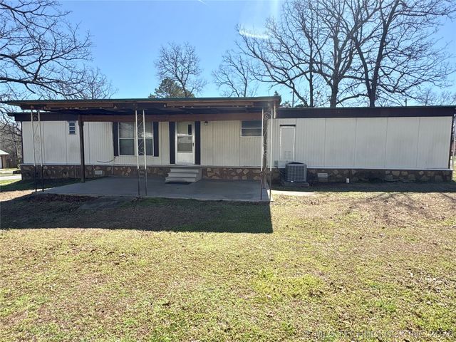 417 Pine Road, Eufaula, OK 74432