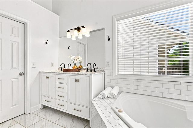 10915 Kimball Crest Drive, Alpharetta, GA 30022
