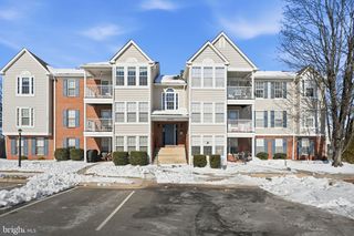 12286 ASHMONT CT #303, Woodbridge, VA 22192