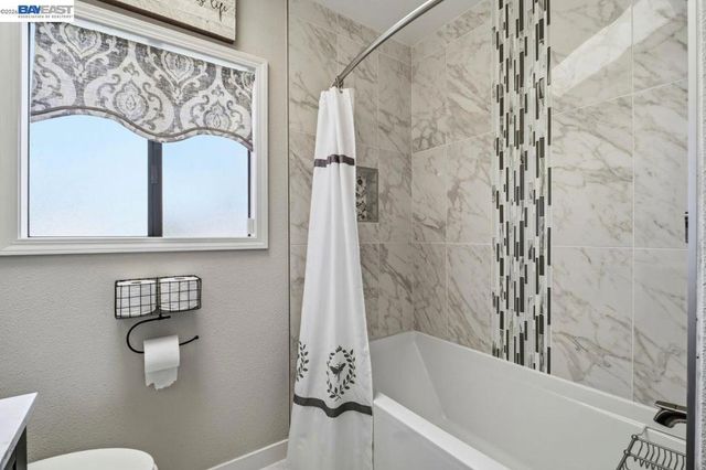 4858 Sterling Dr, Fremont, CA 94536