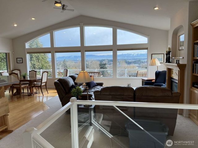 6055 Malloy Avenue, Ferndale, WA 98248