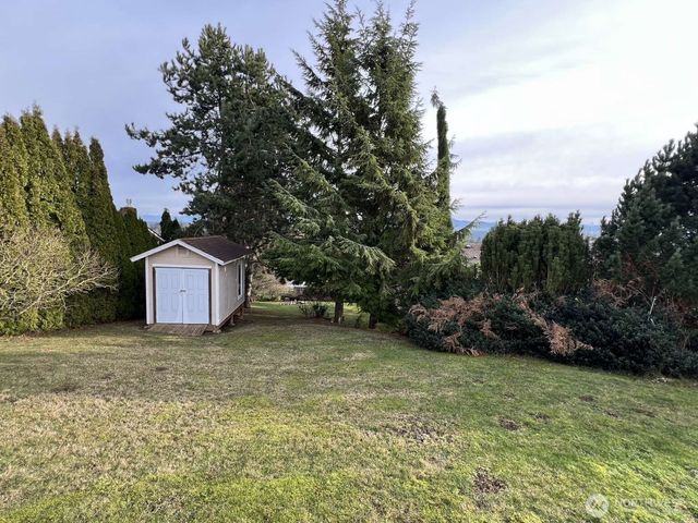 6055 Malloy Avenue, Ferndale, WA 98248