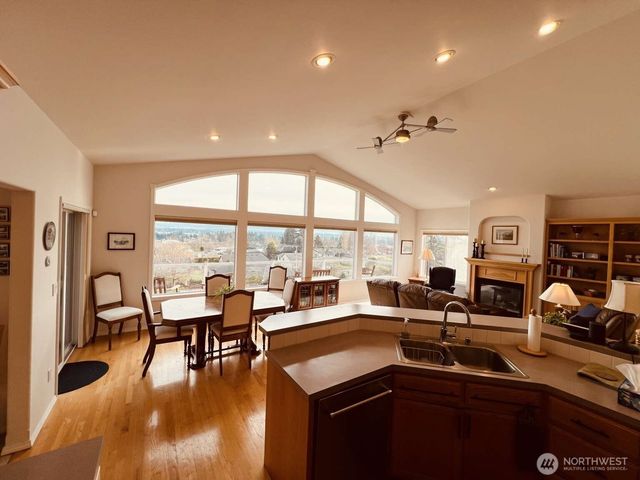 6055 Malloy Avenue, Ferndale, WA 98248