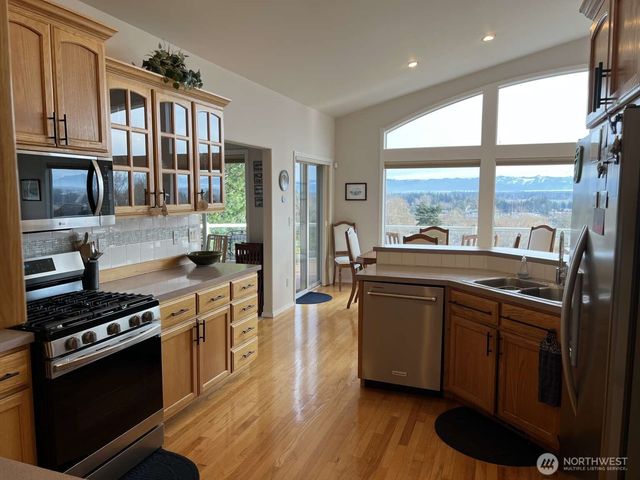 6055 Malloy Avenue, Ferndale, WA 98248