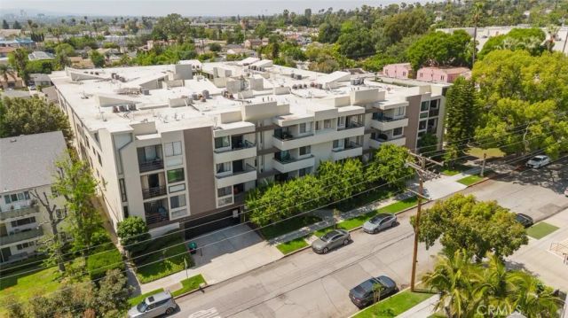 1305 N Columbus Avenue 204, Glendale, CA 91202