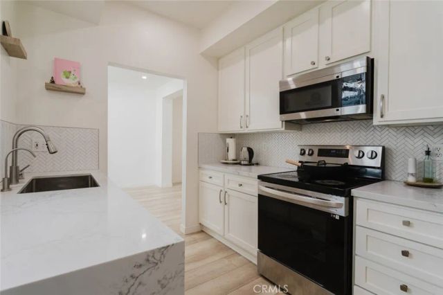1305 N Columbus Avenue 204, Glendale, CA 91202