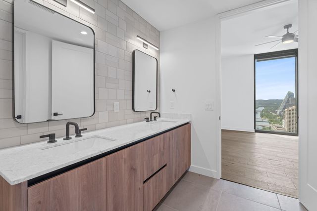 84 East Ave 3401, Austin, TX 78701
