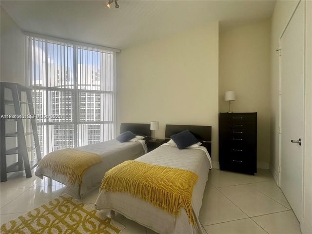 18101 Collins Ave 5208, Sunny Isles Beach, FL 33160