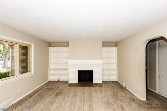 71 Sivon Drive, Painesville, OH 44077