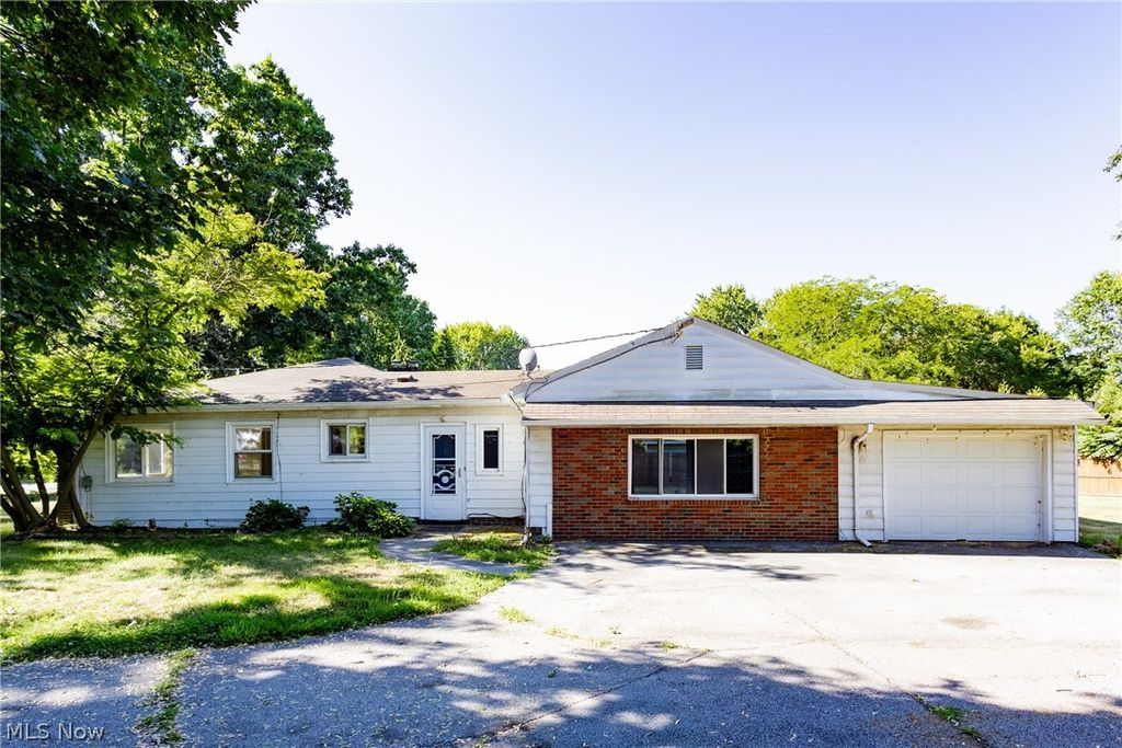 71 Sivon Drive, Painesville, OH 44077