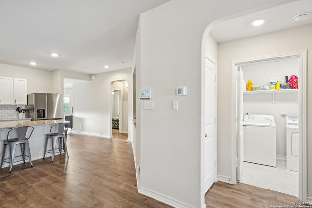 1733 Rocky Rise, San Antonio, TX 78245