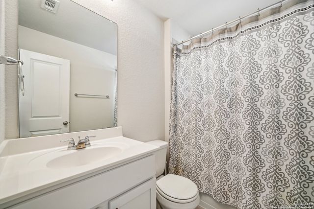 1733 Rocky Rise, San Antonio, TX 78245