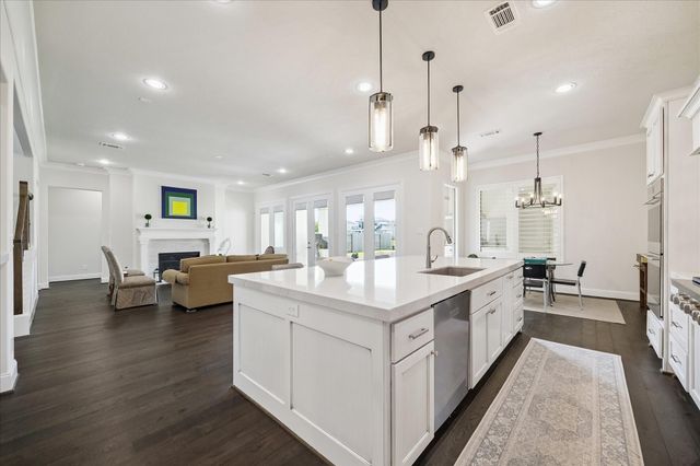 2302 Camden Creek Lane, Houston, TX 77077
