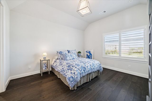 2302 Camden Creek Lane, Houston, TX 77077