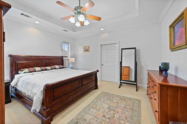 8858 Myrtle Hill Dr, St Francisville, LA 70775