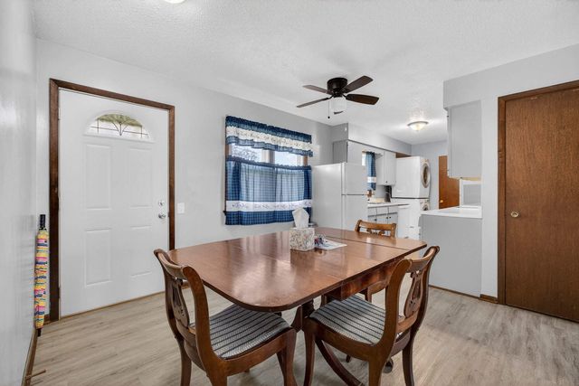 609 W LeClaire Road, Eldridge, IA 52748