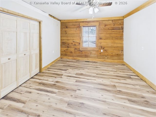 328 Wells Hollow Road, Scott Depot, WV 25560