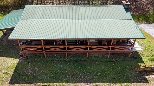 328 Wells Hollow Road, Scott Depot, WV 25560