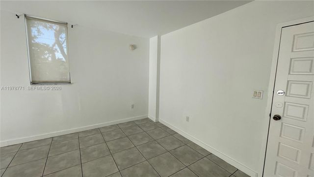 650 NE 64th St G309, Miami, FL 33138