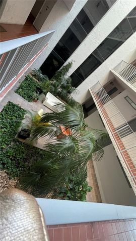 650 NE 64th St G309, Miami, FL 33138