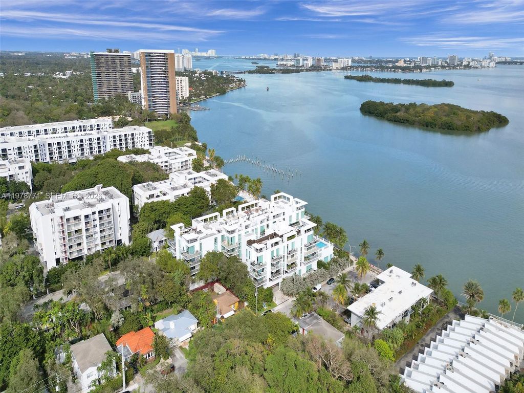 650 NE 64th St G309, Miami, FL 33138